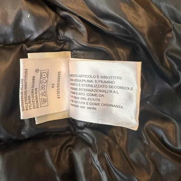 Black down filled puffer coat with removable hood - Picture 8 of 12